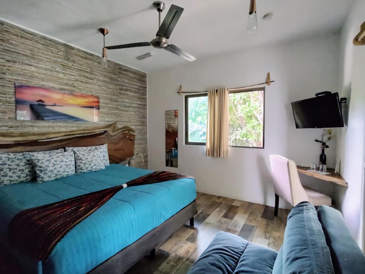 Hotel Pancho Villas Bacalar - Free Bikes And Paddles Exterior foto