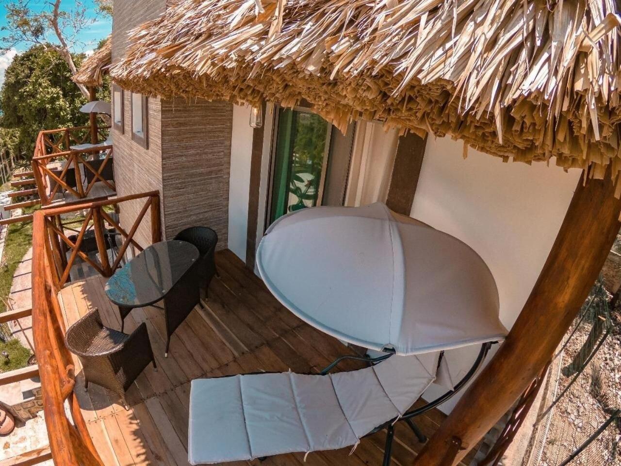 Hotel Pancho Villas Bacalar - Free Bikes And Paddles Exterior foto